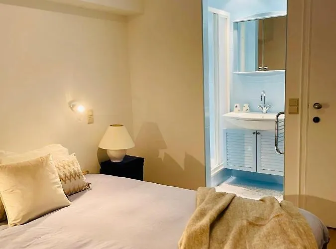 Westside Met Zicht Op Zee En Het Rubensplein. Ligging! * קנוקה-הייסט